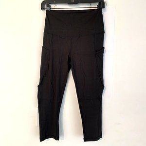 Capri Leggings, Small, Black